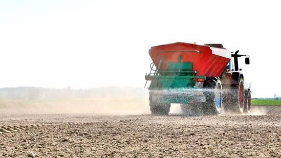 AGRO-MASZ Rozsiewacz REWO - מפזרת דשן: תמונה 5 AGRO-MASZ Rozsiewacz REWO - מפזרת דשן: תמונה 5