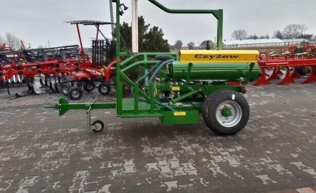 Awid Czyżew Self loading bale wrapper/ Owijarka samozaładowcza - עוטף צרור: תמונה 4 Awid Czyżew Self loading bale wrapper/ Owijarka samozaładowcza - עוטף צרור: תמונה 4