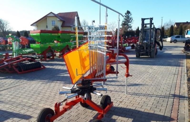 JAR-MET Zgrabiarka 1-wirnikowa 4,4 tandem - גורף/ מגרפה: תמונה 2 JAR-MET Zgrabiarka 1-wirnikowa 4,4 tandem - גורף/ מגרפה: תמונה 2