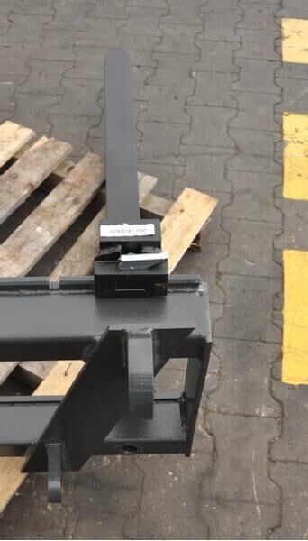 METAL-TECHNIK Paleciak / Frame with pallet forks - מזלגות עבור משאית: תמונה 1 METAL-TECHNIK Paleciak / Frame with pallet forks - מזלגות עבור משאית: תמונה 1