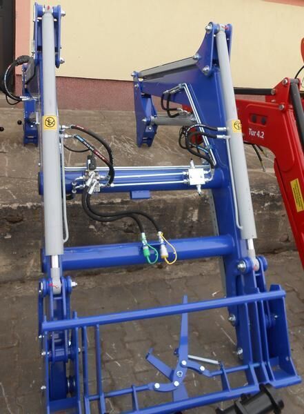 Metal-Technik Frontlader für Massey Ferguson/ Front loader/ Ładowacz TUR - מעמיס קדמי לטרקטור עבור טרקטור חקלאי: תמונה 5 Metal-Technik Frontlader für Massey Ferguson/ Front loader/ Ładowacz TUR - מעמיס קדמי לטרקטור עבור טרקטור חקלאי: תמונה 5