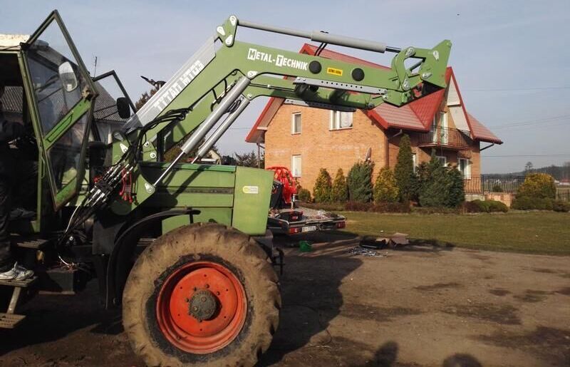 Metal-Technik Ładowacz czołowy do FENDT MT-03 - מעמיס קדמי לטרקטור עבור טרקטור חקלאי: תמונה 1 Metal-Technik Ładowacz czołowy do FENDT MT-03 - מעמיס קדמי לטרקטור עבור טרקטור חקלאי: תמונה 1
