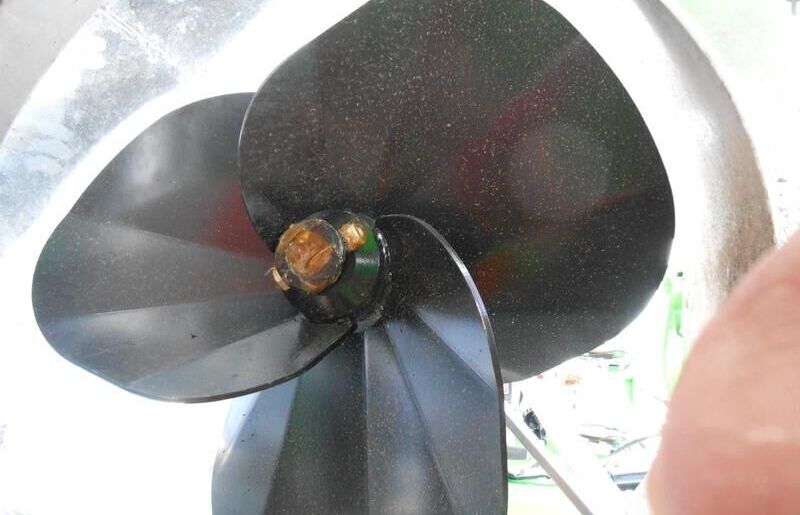 Metal-Technik Mieszadło do gnojowicy 4,2 m/ Slurry mixer 4,2 - מכונה חקלאית: תמונה 2 Metal-Technik Mieszadło do gnojowicy 4,2 m/ Slurry mixer 4,2 - מכונה חקלאית: תמונה 2