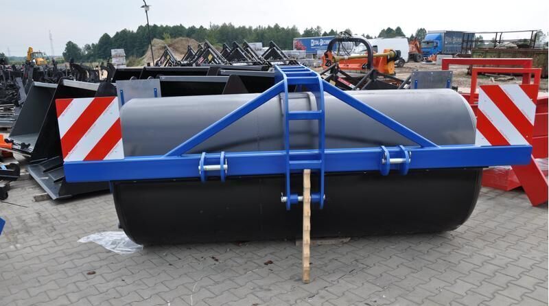 Metal-Technik Wał 2.7 m łąkowo-polowy - רולר חקלאי: תמונה 4 Metal-Technik Wał 2.7 m łąkowo-polowy - רולר חקלאי: תמונה 4