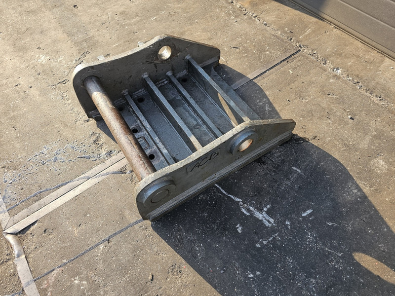 Liebherr adaptor plate sw66 liebherr sw66 likufix - מצמד מהיר עבור מכונת בנייה: תמונה 4 Liebherr adaptor plate sw66 liebherr sw66 likufix - מצמד מהיר עבור מכונת בנייה: תמונה 4