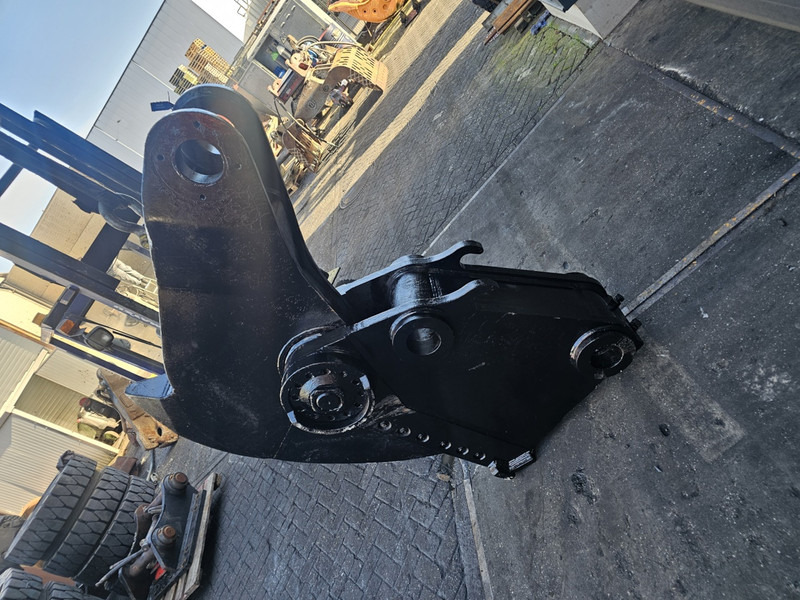 Verachtert vt50 mp30 shear tank tank shear combi crusher verachtert caterpillar - מזמרת הריסה: תמונה 5 Verachtert vt50 mp30 shear tank tank shear combi crusher verachtert caterpillar - מזמרת הריסה: תמונה 5