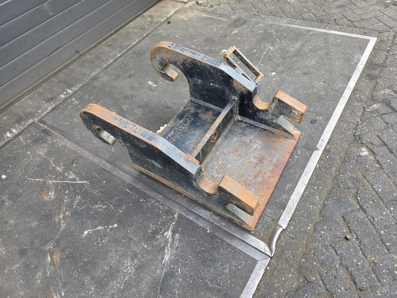 Adaptor plate cw55s verachtert kopplaat cw55s verachtert eurosteel - מצמד מהיר עבור מכונת בנייה: תמונה 2 Adaptor plate cw55s verachtert kopplaat cw55s verachtert eurosteel - מצמד מהיר עבור מכונת בנייה: תמונה 2