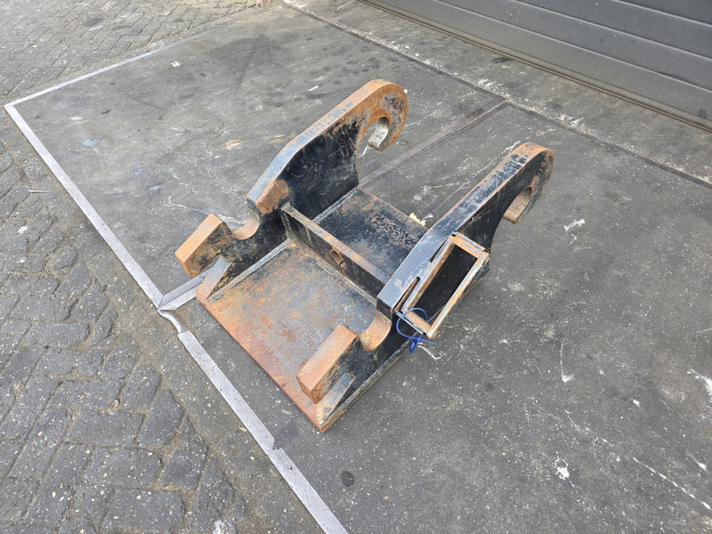 Adaptor plate cw55s verachtert kopplaat cw55s verachtert eurosteel - מצמד מהיר עבור מכונת בנייה: תמונה 1 Adaptor plate cw55s verachtert kopplaat cw55s verachtert eurosteel - מצמד מהיר עבור מכונת בנייה: תמונה 1