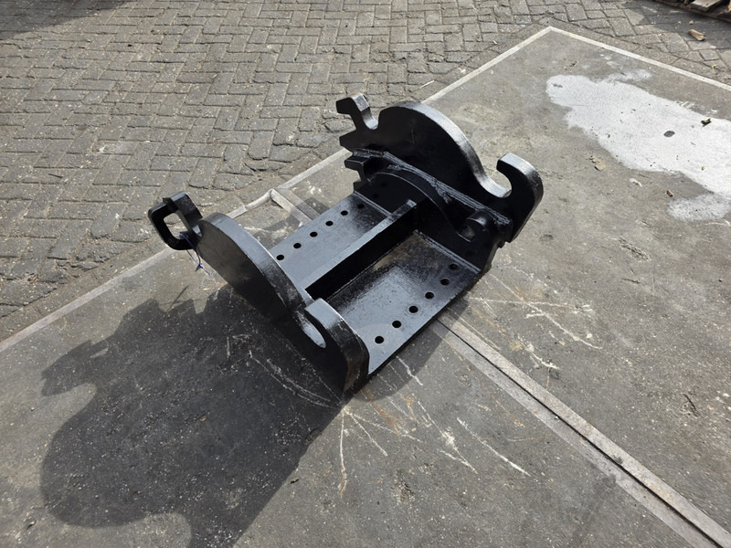 Kopplaat verachtert cat cw45 cw 40 verachtert caterpillar patern - מצמד מהיר עבור מכונת בנייה: תמונה 4 Kopplaat verachtert cat cw45 cw 40 verachtert caterpillar patern - מצמד מהיר עבור מכונת בנייה: תמונה 4