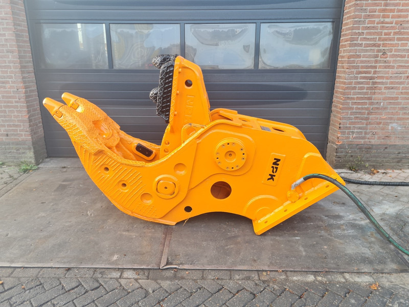Npk g26j vergruizer g26j crusher - מזמרת הריסה: תמונה 1 Npk g26j vergruizer g26j crusher - מזמרת הריסה: תמונה 1
