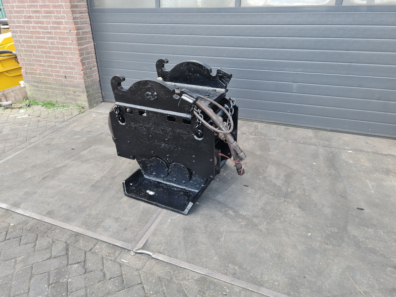Trilblok cw 30 vibration plate dehaco npk verachtert cat - לוח רטט: תמונה 1 Trilblok cw 30 vibration plate dehaco npk verachtert cat - לוח רטט: תמונה 1