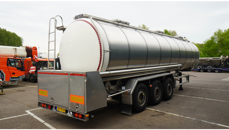Burg 3 AXLE FOOD TRAILER 38.000 LTR - סמיטריילר מכל: תמונה 5 Burg 3 AXLE FOOD TRAILER 38.000 LTR - סמיטריילר מכל: תמונה 5