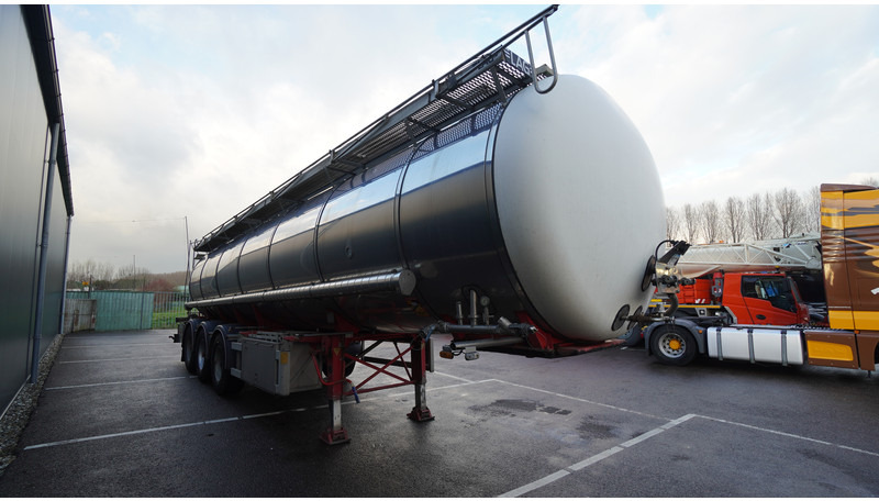 Burg 3 AXLE TANK CHEMIE TRAILER 30.000LTR - סמיטריילר מכל: תמונה 3 Burg 3 AXLE TANK CHEMIE TRAILER 30.000LTR - סמיטריילר מכל: תמונה 3