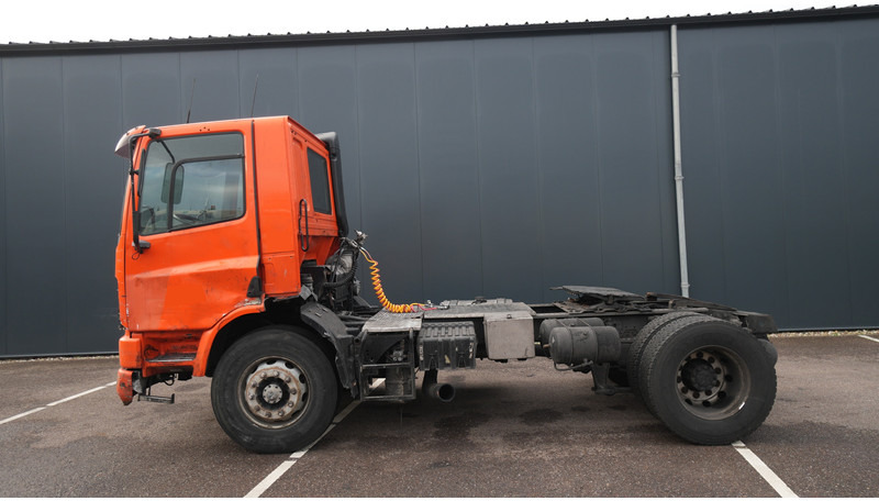 DAF CF 75/280 MANUAL GEARBOX 706.000KM - יחידת טרקטור: תמונה 1 DAF CF 75/280 MANUAL GEARBOX 706.000KM - יחידת טרקטור: תמונה 1