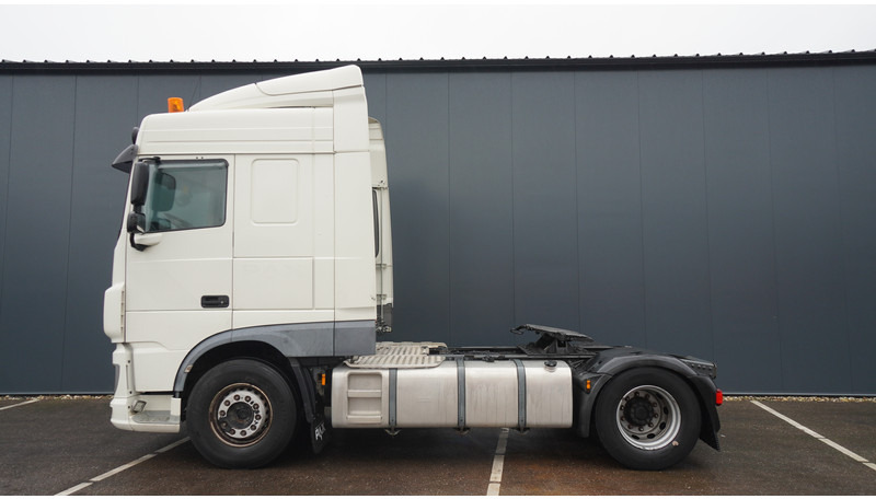 DAF XF 440 SPACECAB EURO 6 - יחידת טרקטור: תמונה 1 DAF XF 440 SPACECAB EURO 6 - יחידת טרקטור: תמונה 1
