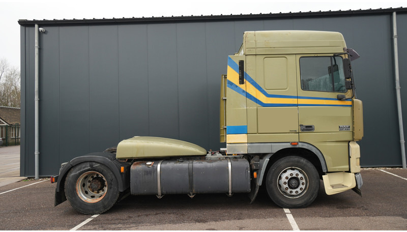 DAF XF 95.430 EURO 3 MANUAL GEARBOX - יחידת טרקטור: תמונה 2 DAF XF 95.430 EURO 3 MANUAL GEARBOX - יחידת טרקטור: תמונה 2