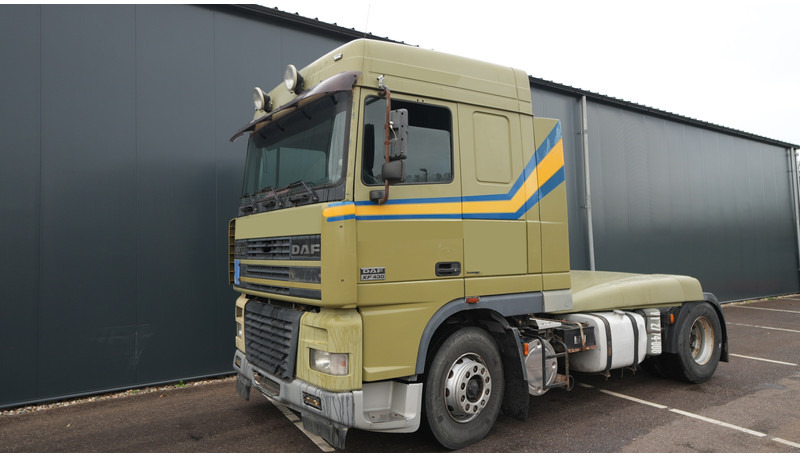 DAF XF 95.430 EURO 3 MANUAL GEARBOX - יחידת טרקטור: תמונה 3 DAF XF 95.430 EURO 3 MANUAL GEARBOX - יחידת טרקטור: תמונה 3