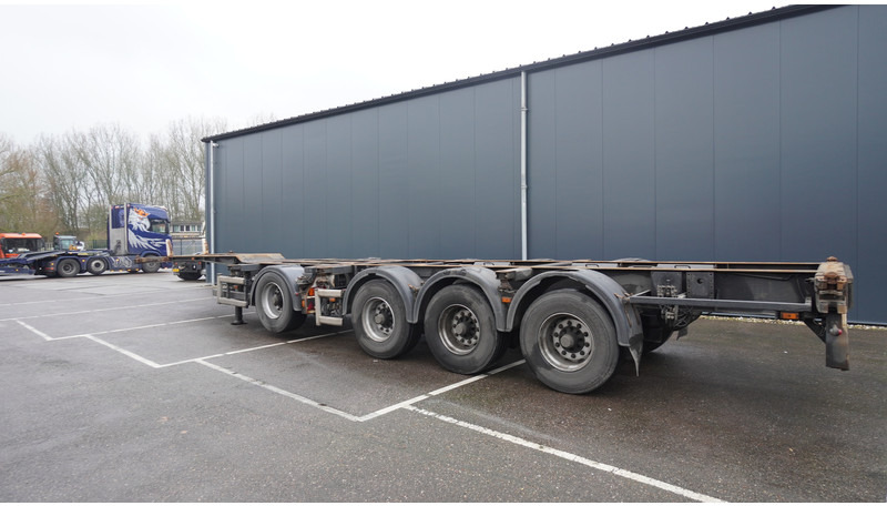 Floor 4 AXLE BREAKER CONTAINER TRAILER - סמיטריילר מוביל מכולות/ החלפת גוף: תמונה 4 Floor 4 AXLE BREAKER CONTAINER TRAILER - סמיטריילר מוביל מכולות/ החלפת גוף: תמונה 4