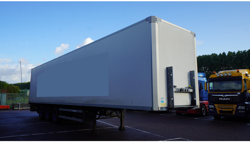 Groenewegen 3 AXLE CLOSED BOX - סמיטריילר בתיבה סגורה: תמונה 3 Groenewegen 3 AXLE CLOSED BOX - סמיטריילר בתיבה סגורה: תמונה 3