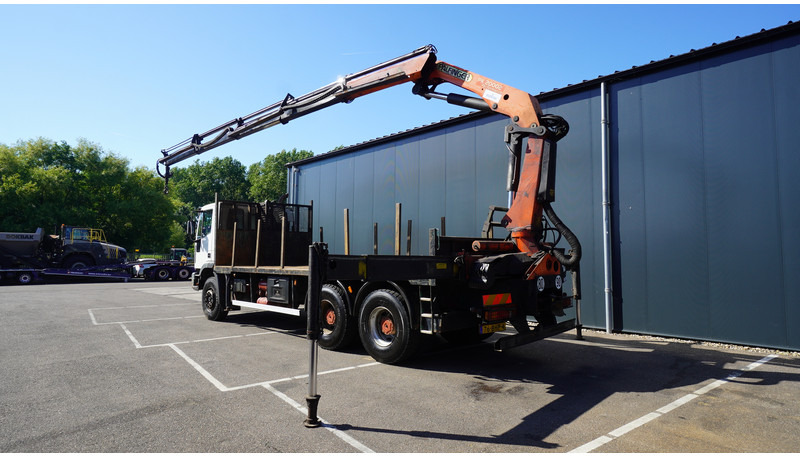 Iveco EUROTRAKKER CURSOR 350 6X4 FLATBED WITH PALFINGER PK 20002 CRANE - משאית מנוף: תמונה 3 Iveco EUROTRAKKER CURSOR 350 6X4 FLATBED WITH PALFINGER PK 20002 CRANE - משאית מנוף: תמונה 3