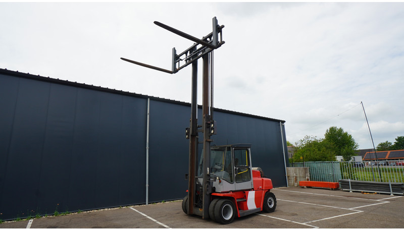 Kalmar DCE 70-6 HE 7 TONS FORKLIFT - מכונת בנייה: תמונה 2 Kalmar DCE 70-6 HE 7 TONS FORKLIFT - מכונת בנייה: תמונה 2