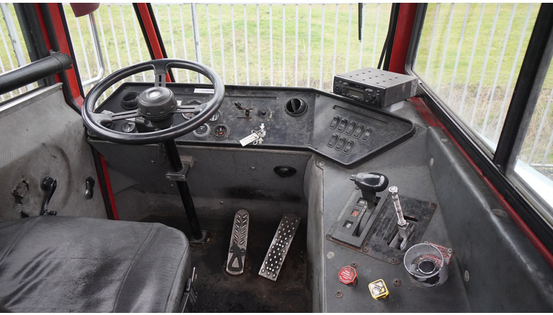 Kalmar ST 122 TERMINAL TRUCK 25 KM - יחידת טרקטור: תמונה 5 Kalmar ST 122 TERMINAL TRUCK 25 KM - יחידת טרקטור: תמונה 5