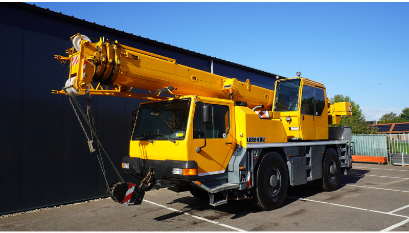 Liebherr LTM 1030-2.1 WITH JIB - משאית מנוף: תמונה 4 Liebherr LTM 1030-2.1 WITH JIB - משאית מנוף: תמונה 4