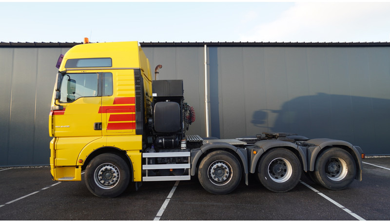 MAN TGA 41.530 8X4 160 TON'S RETARDER 283.000KM - יחידת טרקטור: תמונה 1 MAN TGA 41.530 8X4 160 TON'S RETARDER 283.000KM - יחידת טרקטור: תמונה 1