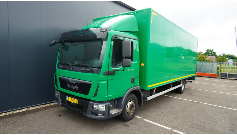 MAN TGL12.180 4X2 CLOSED BOX - משאית תיבה: תמונה 2 MAN TGL12.180 4X2 CLOSED BOX - משאית תיבה: תמונה 2