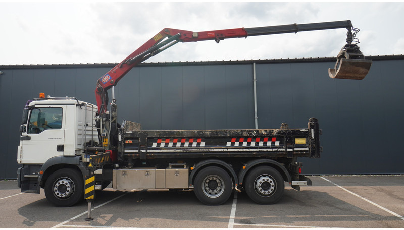 MAN TGM 26.290 TIPPER WITH HMF 1643 Z2 CRANE - משאית מנוף: תמונה 1 MAN TGM 26.290 TIPPER WITH HMF 1643 Z2 CRANE - משאית מנוף: תמונה 1