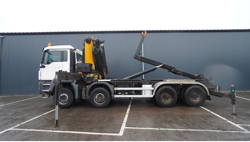 MAN TGS 35.400 8X4 HOOKARM SYSTEM WITH EFFER 305/11/6S - משאית מנוף: תמונה 4 MAN TGS 35.400 8X4 HOOKARM SYSTEM WITH EFFER 305/11/6S - משאית מנוף: תמונה 4