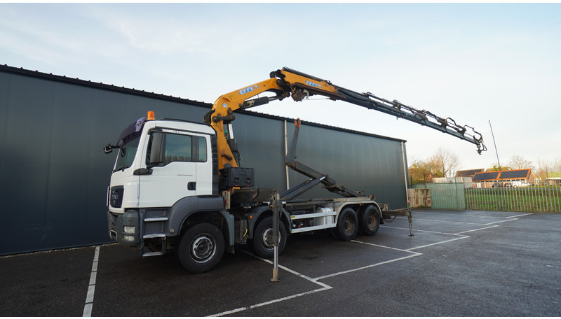 MAN TGS 35.400 8X4 HOOKARM SYSTEM WITH EFFER 305/11/6S - משאית מנוף: תמונה 2 MAN TGS 35.400 8X4 HOOKARM SYSTEM WITH EFFER 305/11/6S - משאית מנוף: תמונה 2