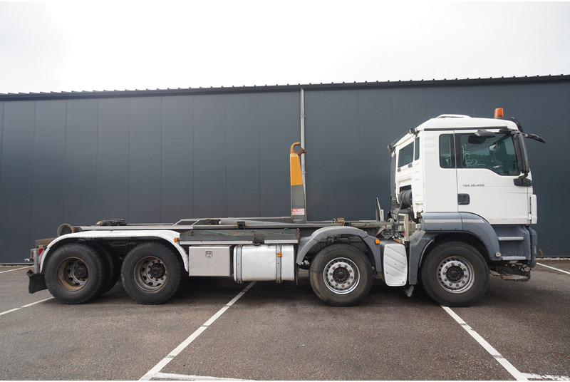 MAN TGS 35.400 8x4 HOOKARM SYSTEM MANUAL GEARBOX - משאית הרמת וו: תמונה 4 MAN TGS 35.400 8x4 HOOKARM SYSTEM MANUAL GEARBOX - משאית הרמת וו: תמונה 4