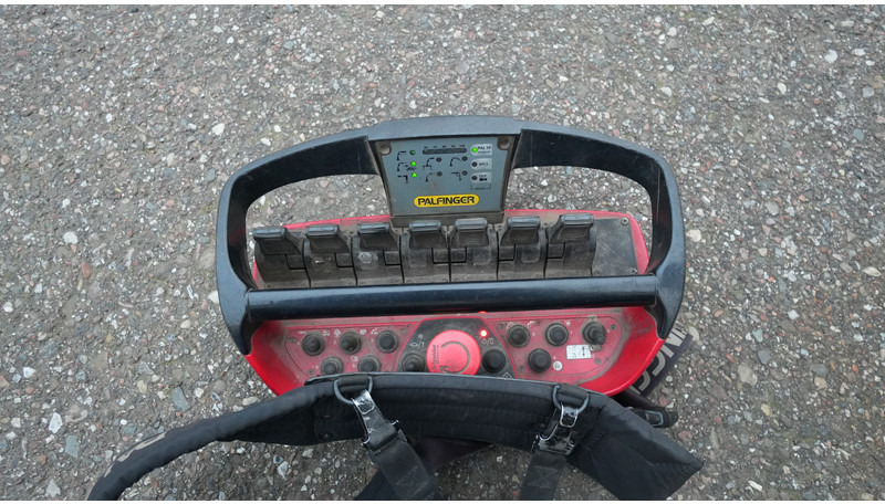 MAN TGS 41.460 8X4 OPEN BOX WITH PALFINGER PK 40002 EH CRANE 384.000KM - משאית מנוף: תמונה 5 MAN TGS 41.460 8X4 OPEN BOX WITH PALFINGER PK 40002 EH CRANE 384.000KM - משאית מנוף: תמונה 5