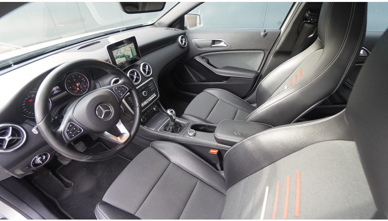 Mercedes-Benz A180d EURO6 - מיניבוס, כלי רכב מסחרי לנוסעים: תמונה 4 Mercedes-Benz A180d EURO6 - מיניבוס, כלי רכב מסחרי לנוסעים: תמונה 4