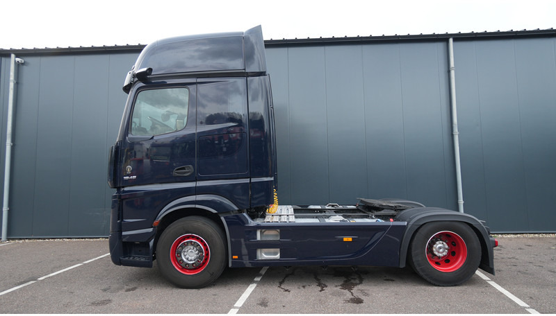 Mercedes-Benz ACTROS 1945 GIGASPACE 728.200KM - יחידת טרקטור: תמונה 1 Mercedes-Benz ACTROS 1945 GIGASPACE 728.200KM - יחידת טרקטור: תמונה 1