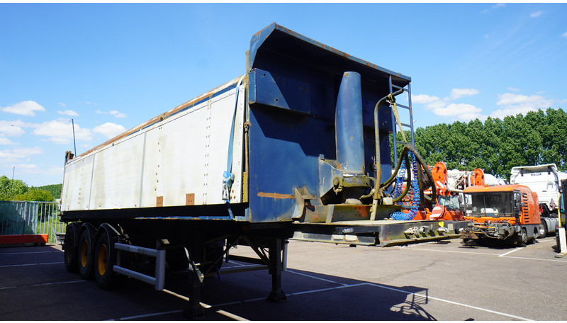 Renders 3 AXLE TIPPER TRAILER - סמיטריילר עם מזהיר: תמונה 3 Renders 3 AXLE TIPPER TRAILER - סמיטריילר עם מזהיר: תמונה 3