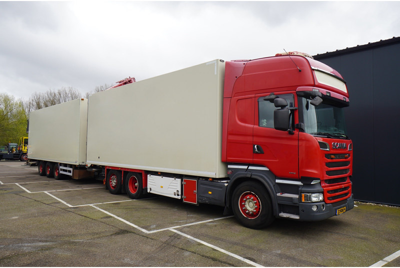 Scania R 580 V8 6X2 FRIGO RETARDER IN COMBI WITH BURG TRAILER - משאית קירור: תמונה 4 Scania R 580 V8 6X2 FRIGO RETARDER IN COMBI WITH BURG TRAILER - משאית קירור: תמונה 4