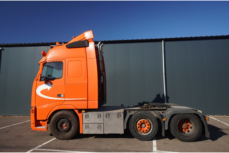 Volvo FH 12/500 6X2 EURO 3 - יחידת טרקטור: תמונה 1 Volvo FH 12/500 6X2 EURO 3 - יחידת טרקטור: תמונה 1