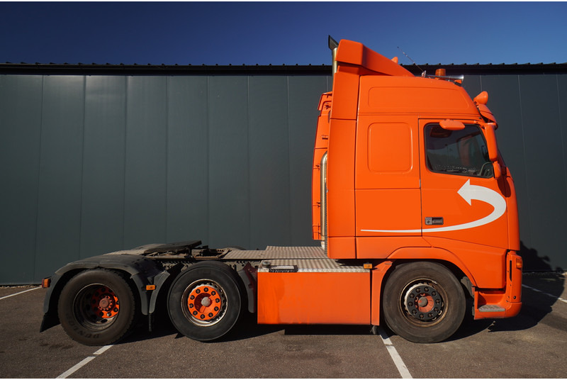 Volvo FH 12/500 6X2 EURO 3 - יחידת טרקטור: תמונה 2 Volvo FH 12/500 6X2 EURO 3 - יחידת טרקטור: תמונה 2