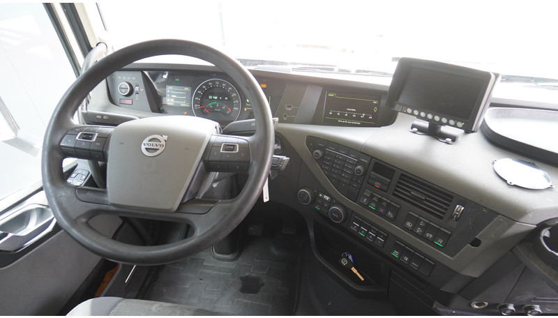 Volvo FH 420 6X2 ADR 796.000KM - יחידת טרקטור: תמונה 5 Volvo FH 420 6X2 ADR 796.000KM - יחידת טרקטור: תמונה 5