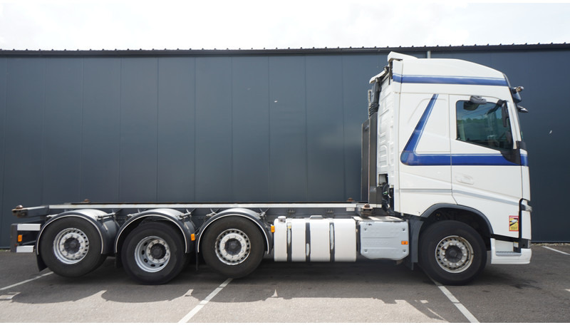 Volvo FH 460 8X2 20 FT CONTAINER TRANSPORT TRUCK - מוביל מכולות/ משאית החלפת גוף: תמונה 2 Volvo FH 460 8X2 20 FT CONTAINER TRANSPORT TRUCK - מוביל מכולות/ משאית החלפת גוף: תמונה 2