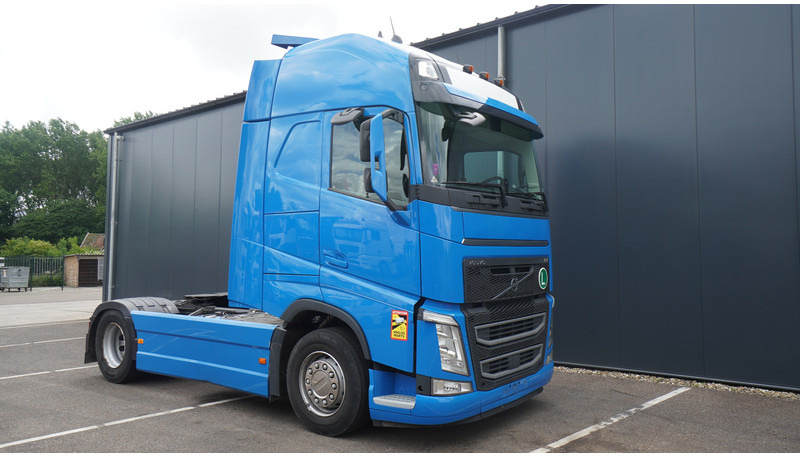 Volvo FH 460 LNG GLOBETROTTER TRUCK WITH 839.000KM - יחידת טרקטור: תמונה 4 Volvo FH 460 LNG GLOBETROTTER TRUCK WITH 839.000KM - יחידת טרקטור: תמונה 4