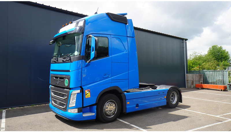 Volvo FH 460 LNG GLOBETROTTER TRUCK WITH 839.000KM - יחידת טרקטור: תמונה 3 Volvo FH 460 LNG GLOBETROTTER TRUCK WITH 839.000KM - יחידת טרקטור: תמונה 3