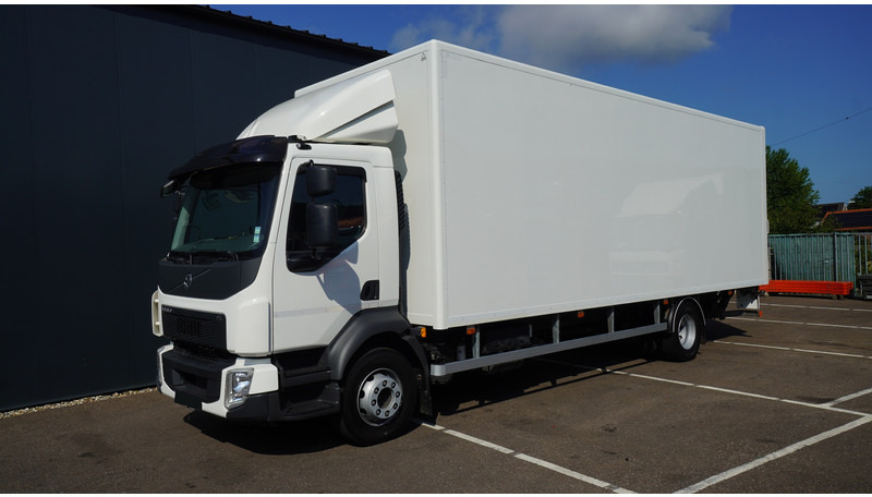 Volvo FL 250 CLOSED BOX 65.000KM - משאית תיבה: תמונה 3 Volvo FL 250 CLOSED BOX 65.000KM - משאית תיבה: תמונה 3