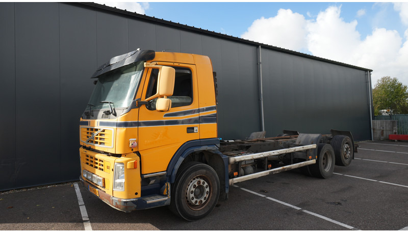 Volvo FM9 340 6X2 CHASSIS EURO 5 480000KM - משאית עם שלדת תא: תמונה 3 Volvo FM9 340 6X2 CHASSIS EURO 5 480000KM - משאית עם שלדת תא: תמונה 3