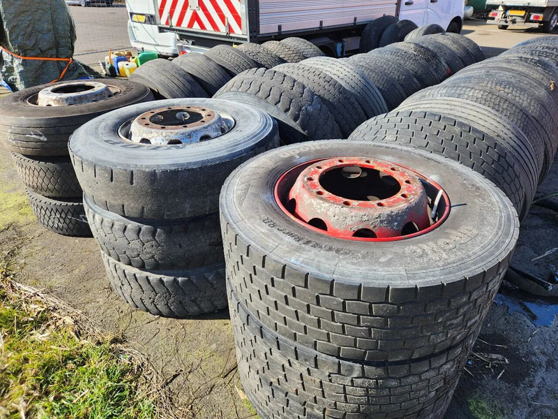 Tyres 18X 315-70/80/295x 22.5 INC RIMS, MUST GO - צמיג עבור משאית: תמונה 3 Tyres 18X 315-70/80/295x 22.5 INC RIMS, MUST GO - צמיג עבור משאית: תמונה 3