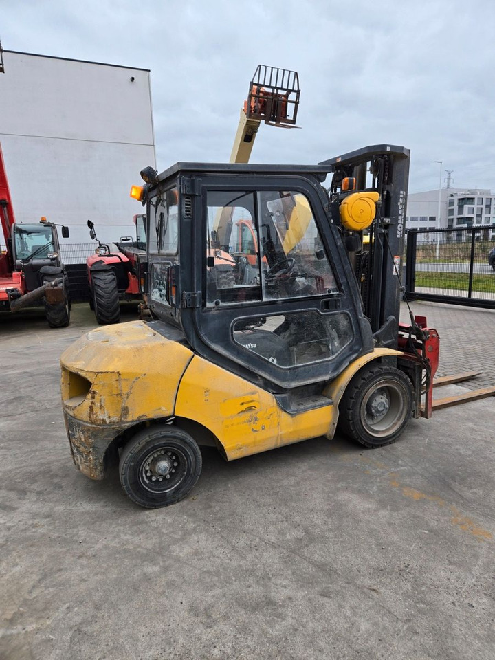Komatsu FD30T-17 - מלגזת סולר: תמונה 5 Komatsu FD30T-17 - מלגזת סולר: תמונה 5
