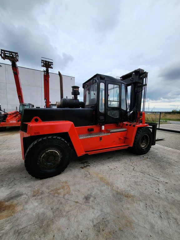 SMV Svetruck 15120 - מלגזת סולר: תמונה 5 SMV Svetruck 15120 - מלגזת סולר: תמונה 5