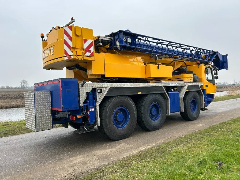 Grove GMK 3055 - עגורן לכל שטח: תמונה 3 Grove GMK 3055 - עגורן לכל שטח: תמונה 3